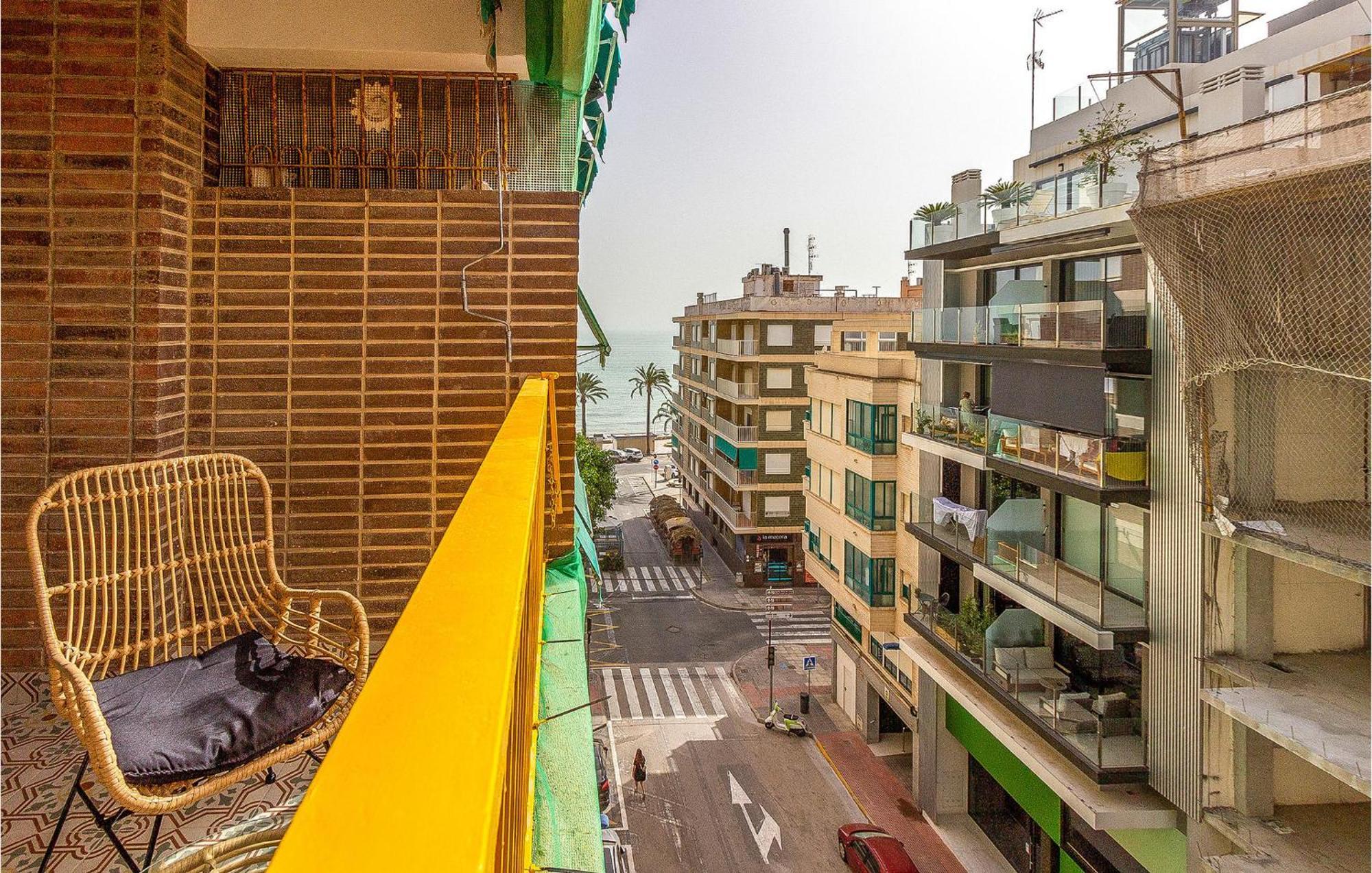 Lovely Apartment In Santa Pola With Kitchen Exterior foto